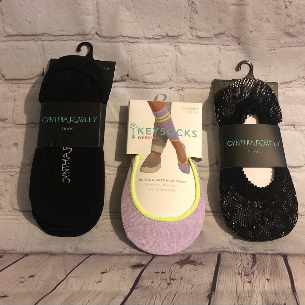 NWT - Set of 7 Pairs - Cynthia Rowley Women’s Microfiber Foot Liners + KEYSOCKS